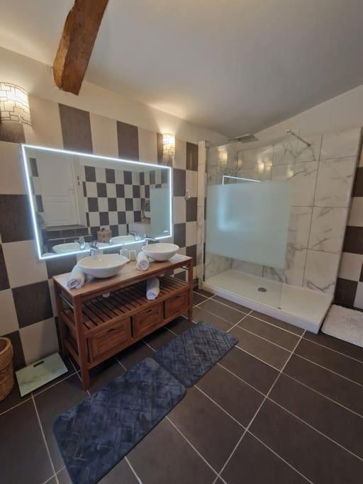 Demeure En Pierre Avec Piscine Privee Villa Etauliers Exteriör bild