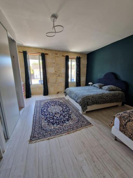 Demeure En Pierre Avec Piscine Privee Villa Etauliers Exteriör bild