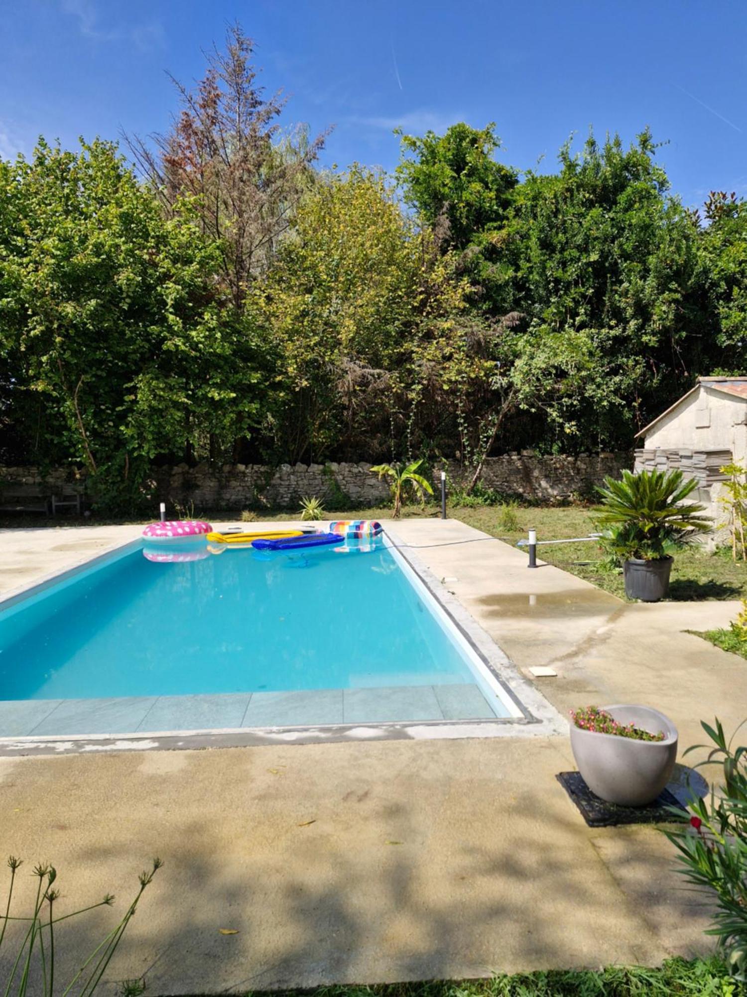 Demeure En Pierre Avec Piscine Privee Villa Etauliers Exteriör bild