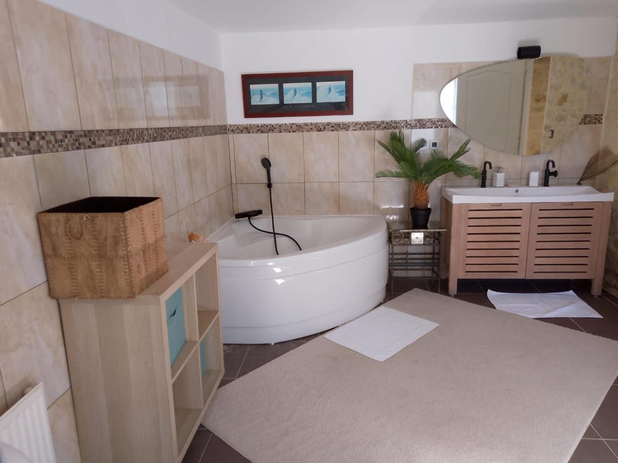 Demeure En Pierre Avec Piscine Privee Villa Etauliers Exteriör bild